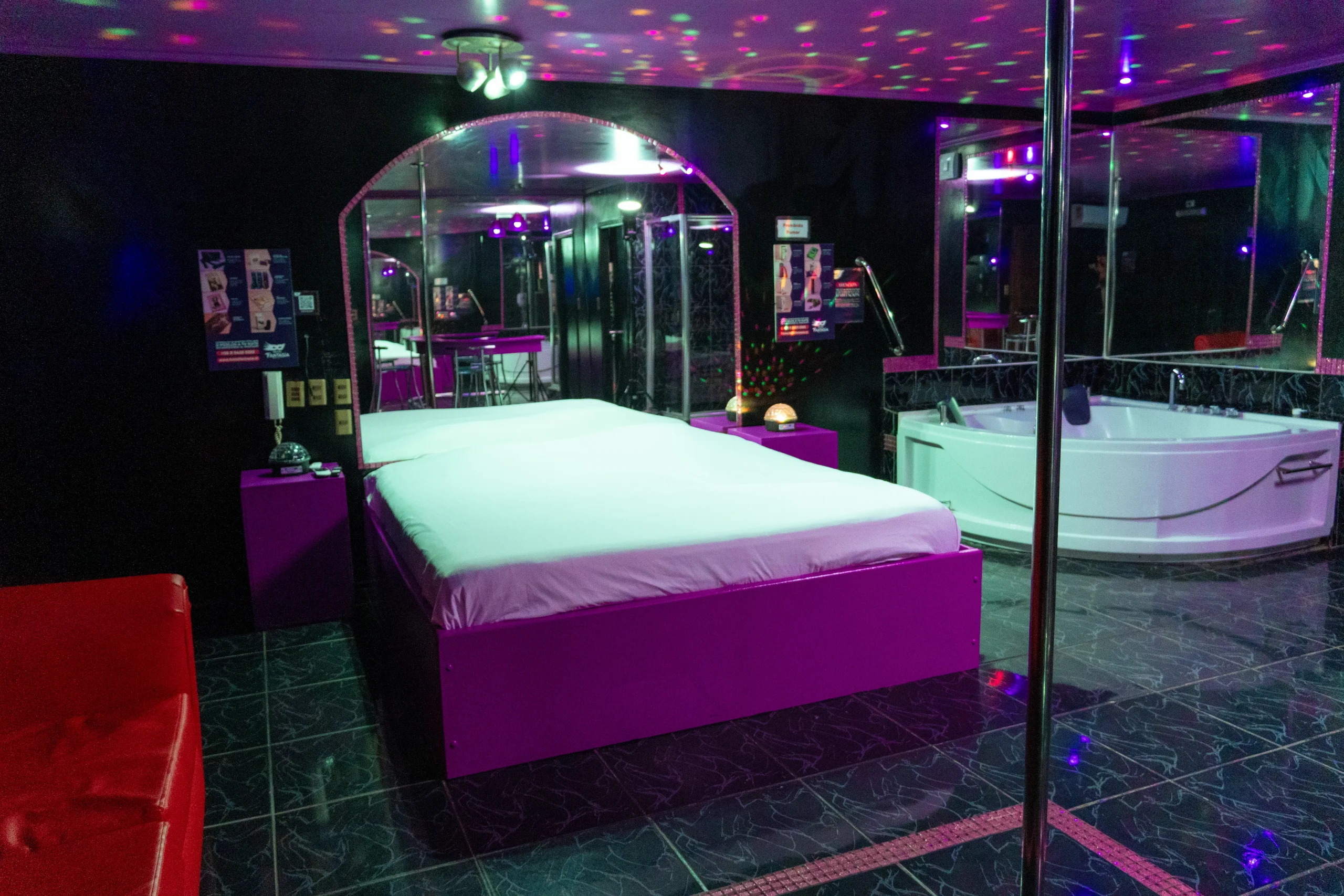 Suite Midnight